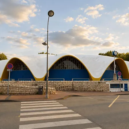 Entièrement Rénové - Hyper Centre - à 3 Mn à Pieds *